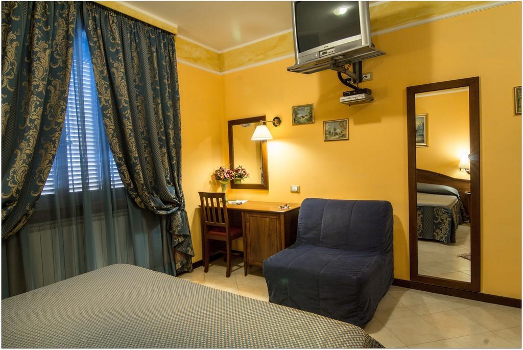B&B Degli Amici Ciampino Bilik gambar