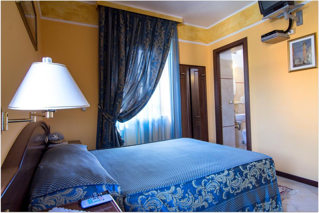 B&B Degli Amici Ciampino Bilik gambar